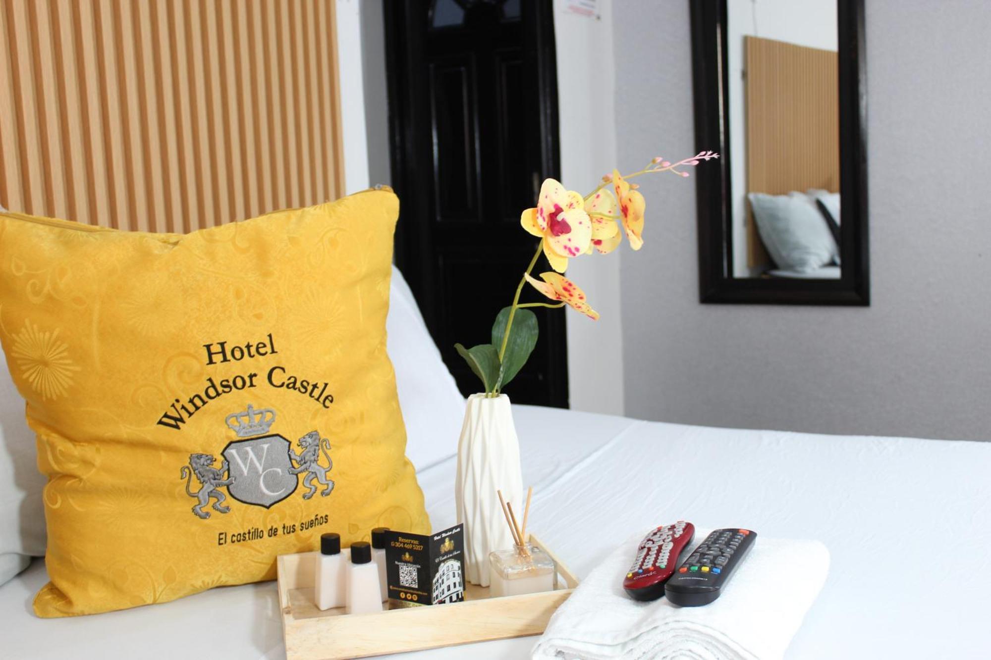 Hotel Windsor Castle Bogotá Eksteriør billede